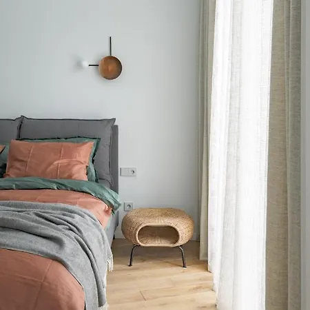 Apartment Ivis House - Spacious With Terrace, Old Town Vilnius