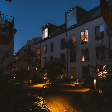 Ivis House - Spacious With Terrace, Old Town