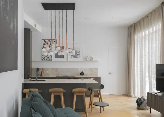 Ivis House - Spacious With Terrace, Old Town Lejlighed *