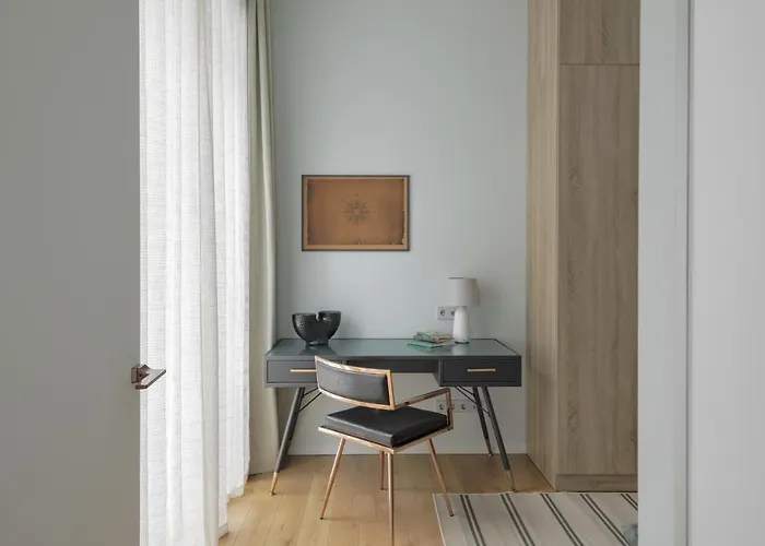 아파트 Ivis House - Spacious With Terrace, Old Town