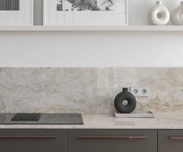 Ivis House - Spacious With Terrace, Old Town