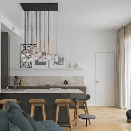 Ivis House - Spacious With Terrace, Old Town Apartamento *